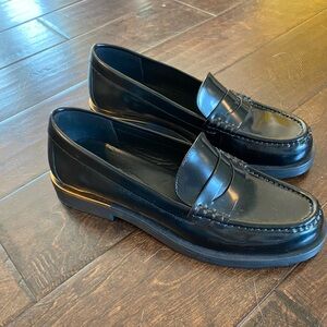 Massimo Dutti Classic Black Patent Leather Penny Loafer